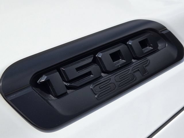 Used 2025 RAM 1500 Lone Star AWD/4WD image 12