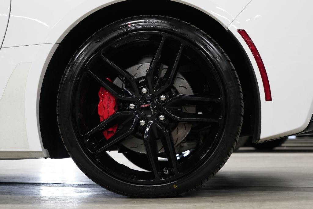 Used 2017 Chevrolet Corvette Stingray Coupe RWD image 43