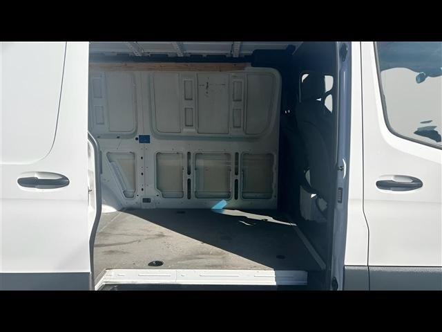 Used 2021 Mercedes-Benz Sprinter 2500 image 17
