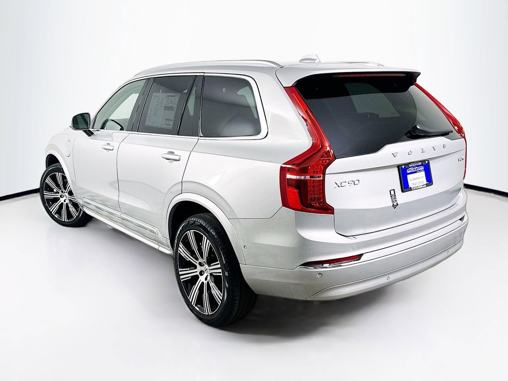 Used 2025 Volvo XC90 T8 Plus w/ Protection Package Premier image 6