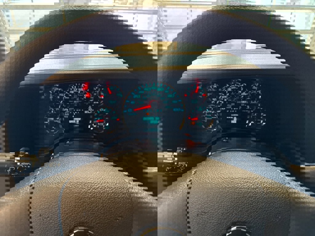 New 2025 GMC Savana 3500 w/ Power Convenience Package image 26