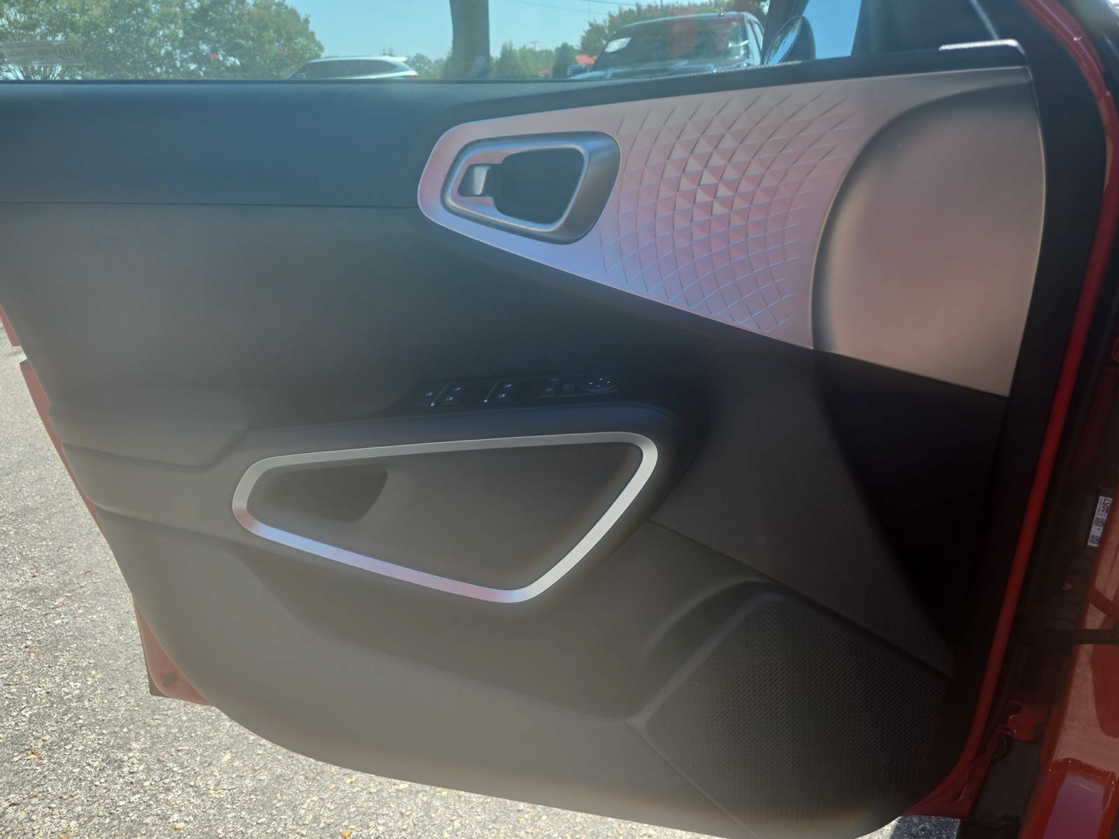 Used 2022 Kia Soul LX FWD image 25