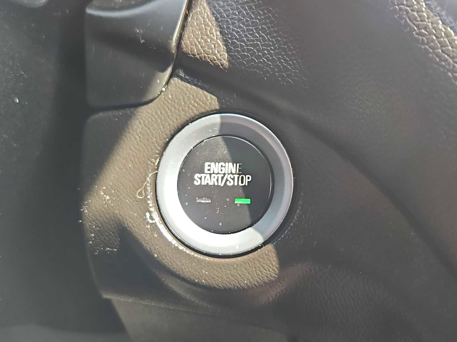 Used 2018 Chevrolet Equinox LT AWD/4WD image 22