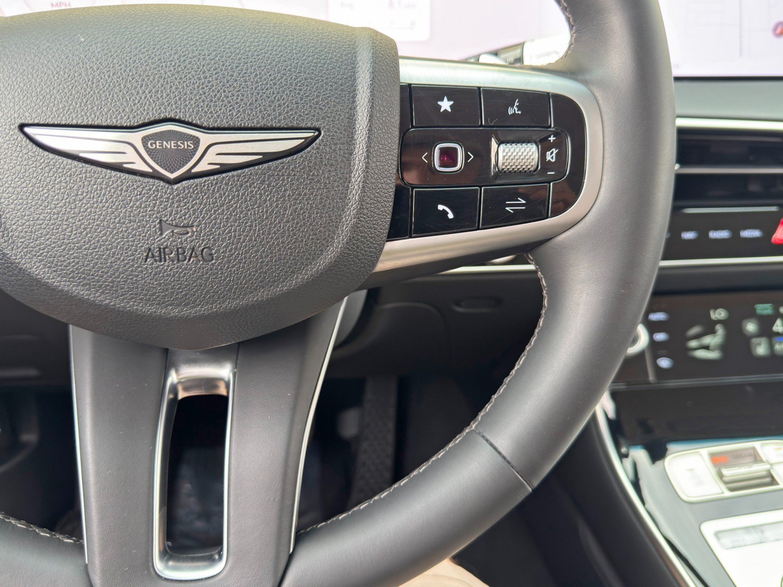Used 2026 Genesis GV70 2.5T AWD/4WD image 21