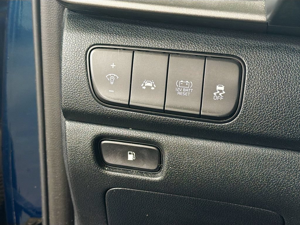 Used 2019 Kia Niro LX FWD image 12