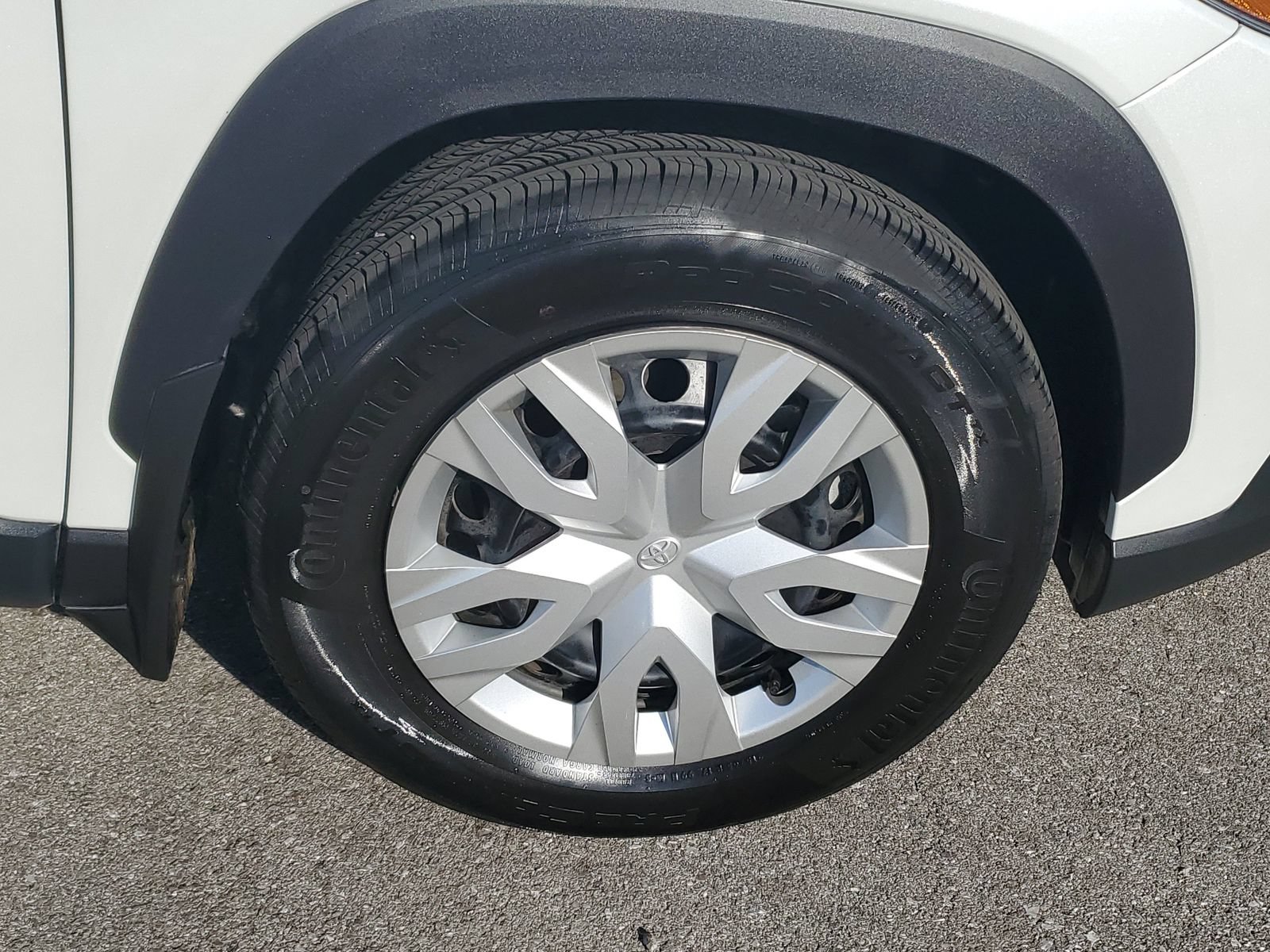 Certified 2026 Toyota Corolla Cross L AWD/4WD image 6