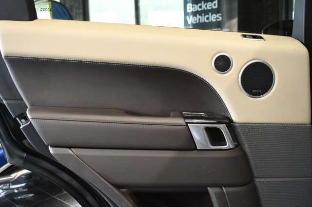Used 2019 Land Rover Range Rover Sport HSE AWD/4WD image 19