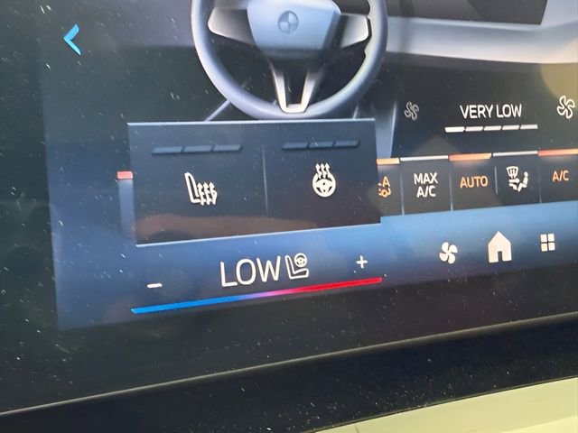 Used 2025 BMW X2 xDrive28i image 25