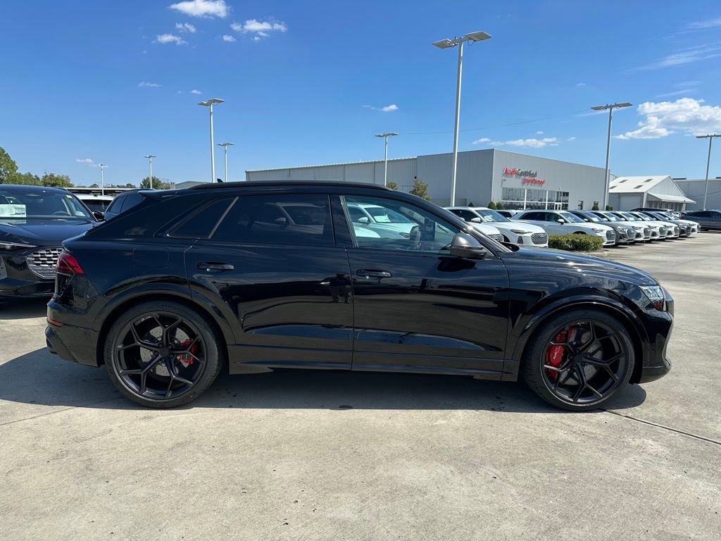 New 2026 Audi RS Q8 performance image 4
