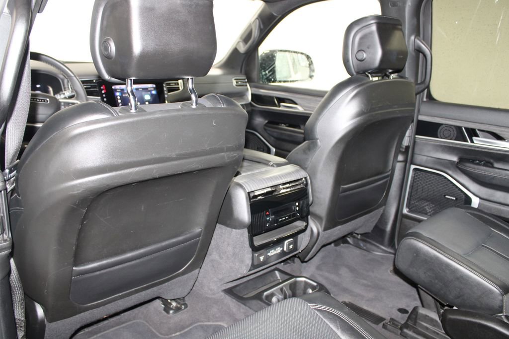 Used 2024 Jeep Wagoneer Series II image 27