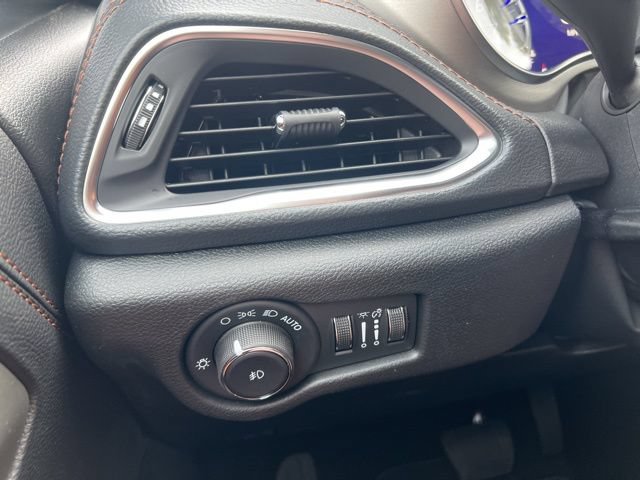 New 2026 Chrysler Pacifica Pinnacle FWD image 27
