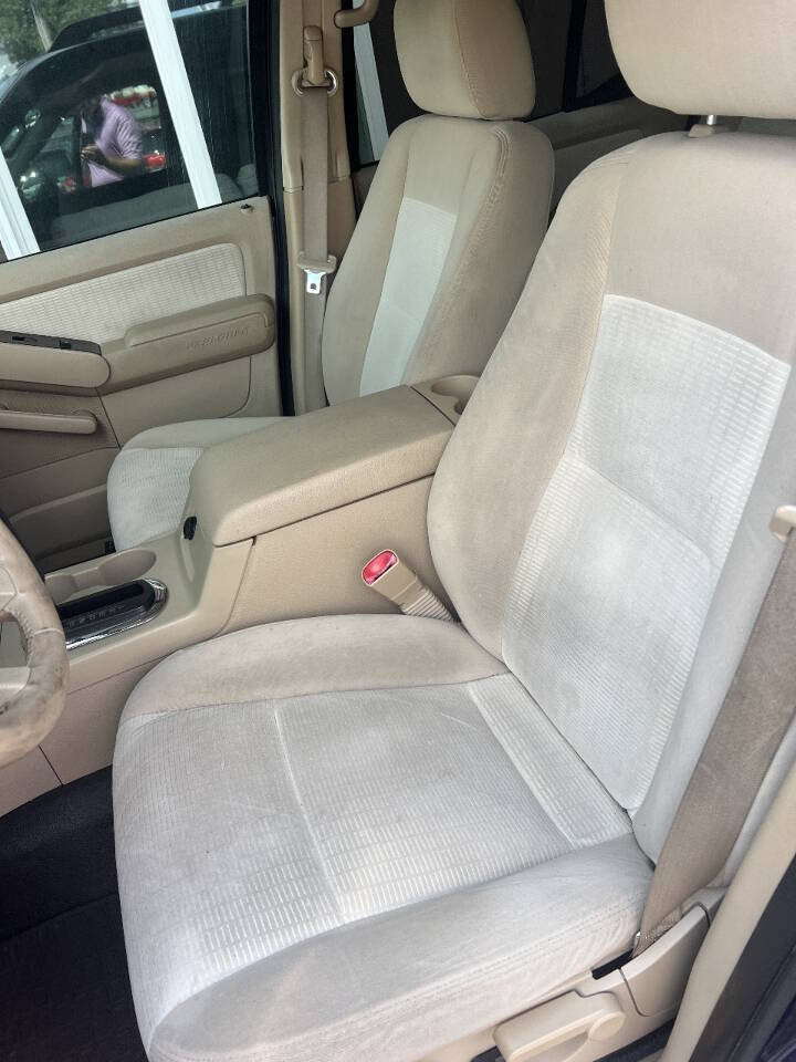 Used 2007 Ford Explorer Sport Trac XLT AWD/4WD image 11
