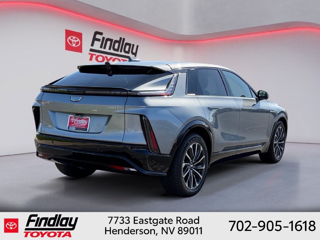 Used 2024 Cadillac Lyriq Sport AWD/4WD image 3