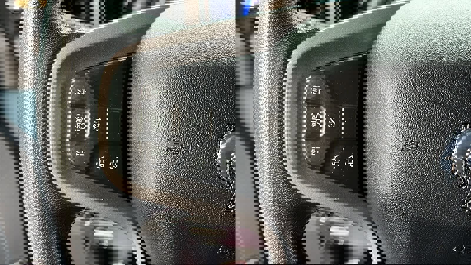 Used 2022 Ford Bronco Black Diamond image 14