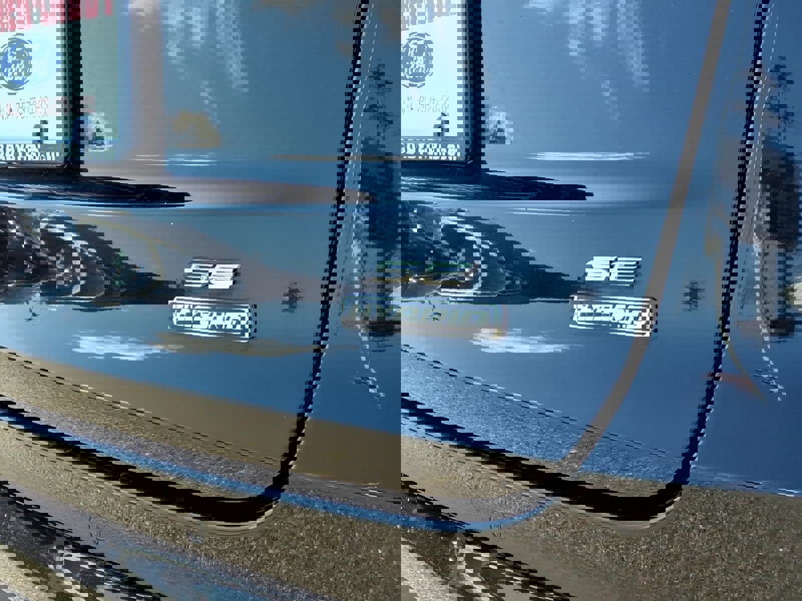 Used 2020 Ford Fusion SE image 7