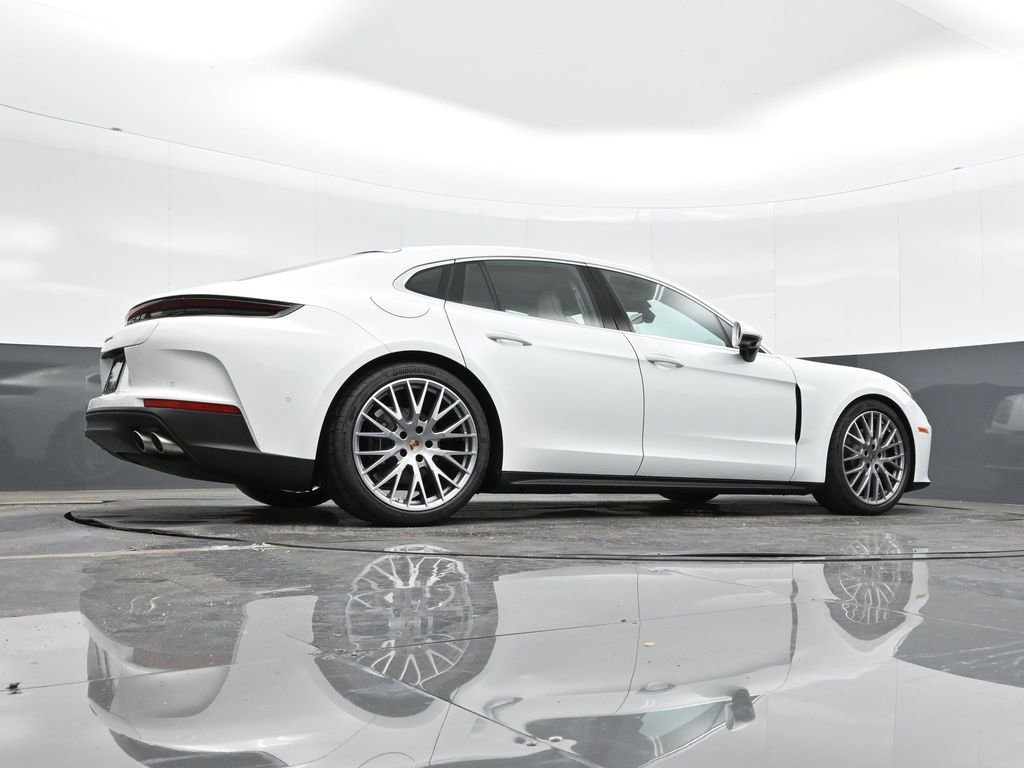 New 2026 Porsche Panamera RWD image 38