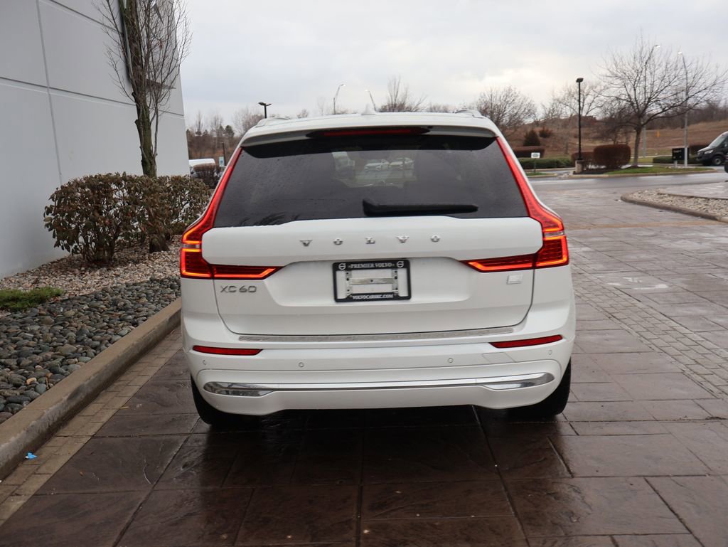 Used 2023 Volvo XC60 T8 Ultimate w/ Climate Package image 7