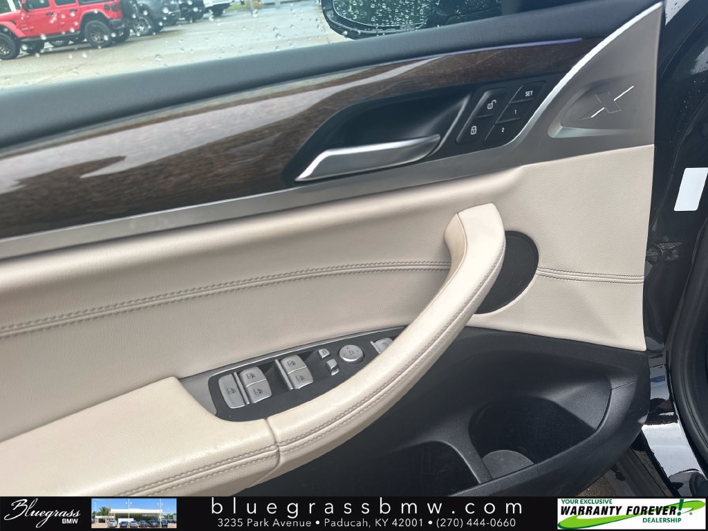 Used 2021 BMW X4 xDrive30i AWD/4WD image 10