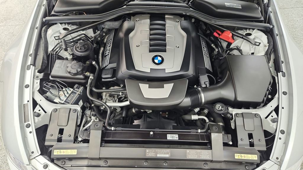 Used 2010 BMW 650i Convertible RWD image 52