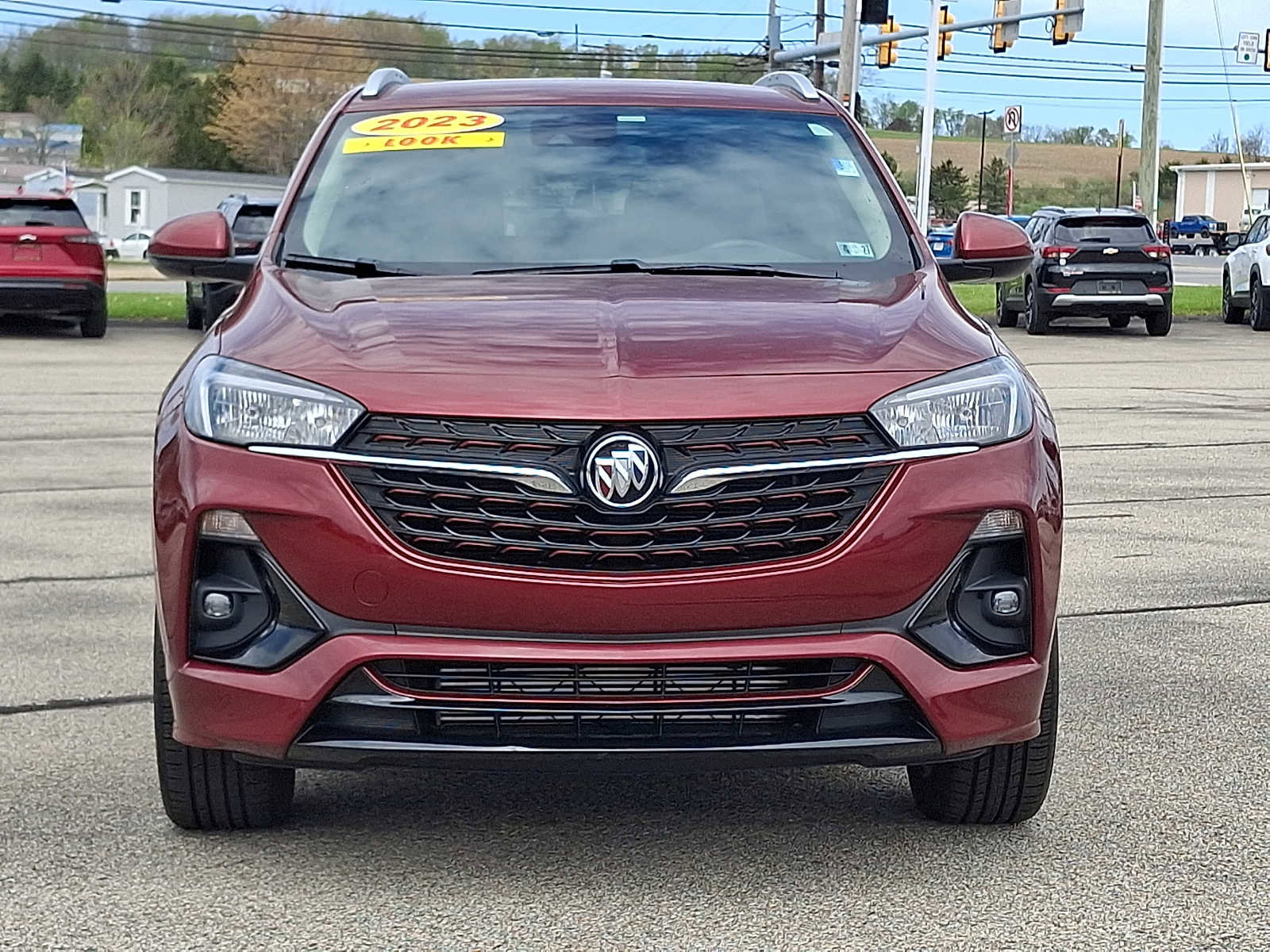 Used 2023 Buick Encore GX Select w/ Sport Touring Package image 3