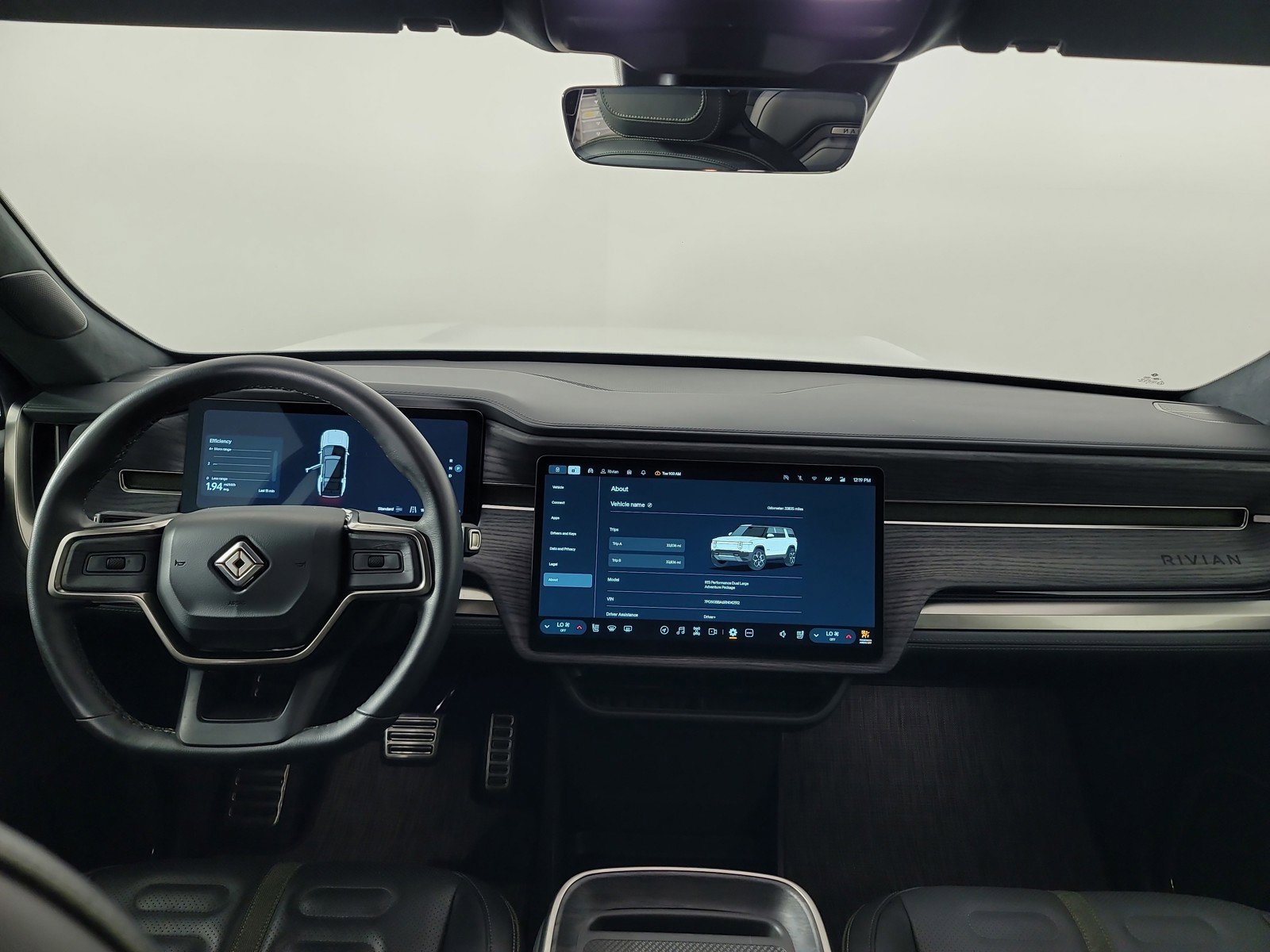 Used 2024 Rivian R1S Adventure AWD/4WD image 27