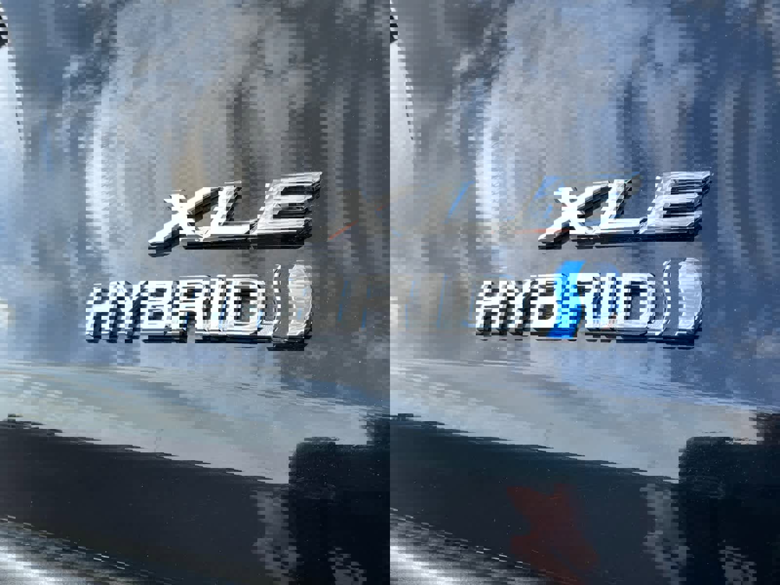 Used 2024 Toyota Sienna XLE image 29