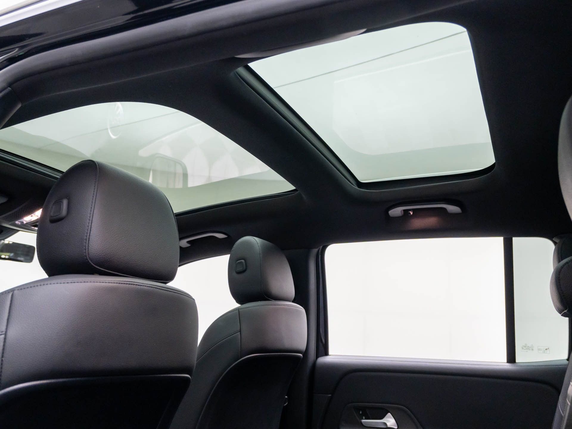 Certified 2023 Mercedes-Benz GLB 250 4MATIC image 20