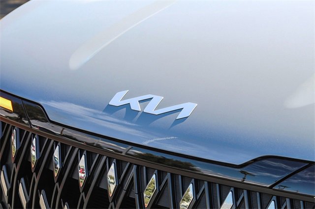 New 2026 Kia Carnival EX image 6