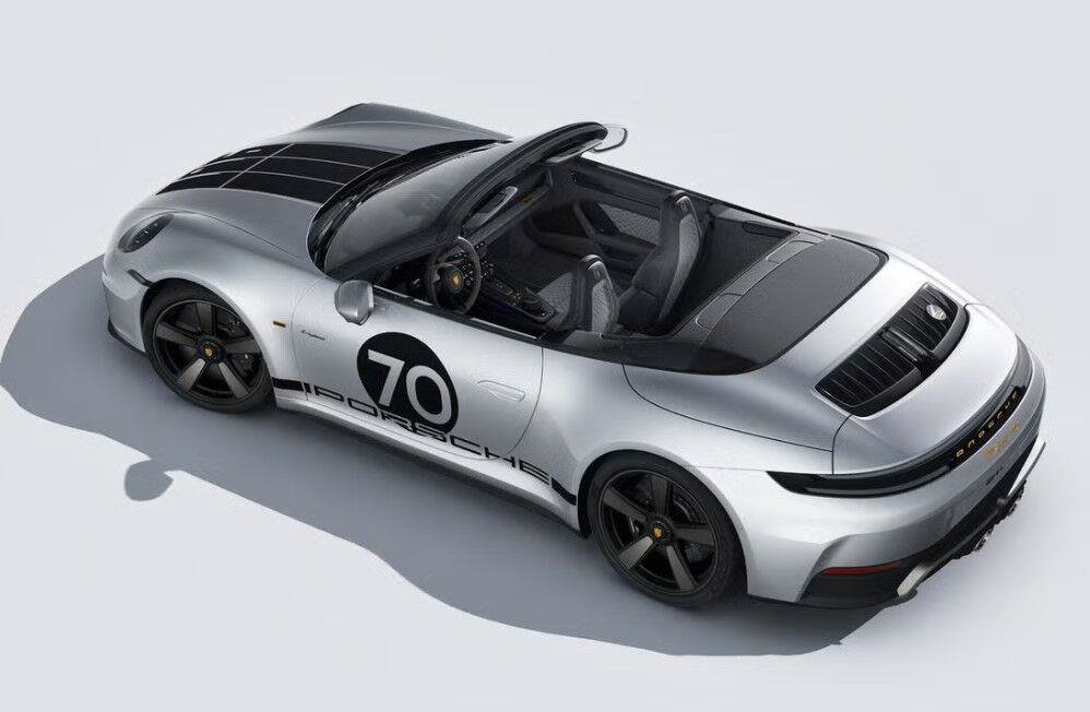 New 2026 Porsche 911 GTS RWD image 6