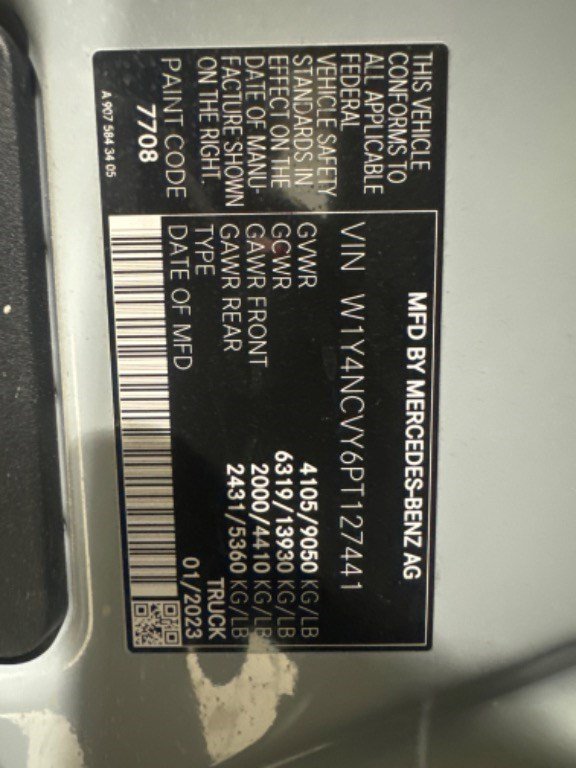 Used 2023 Mercedes-Benz Sprinter 2500 image 39