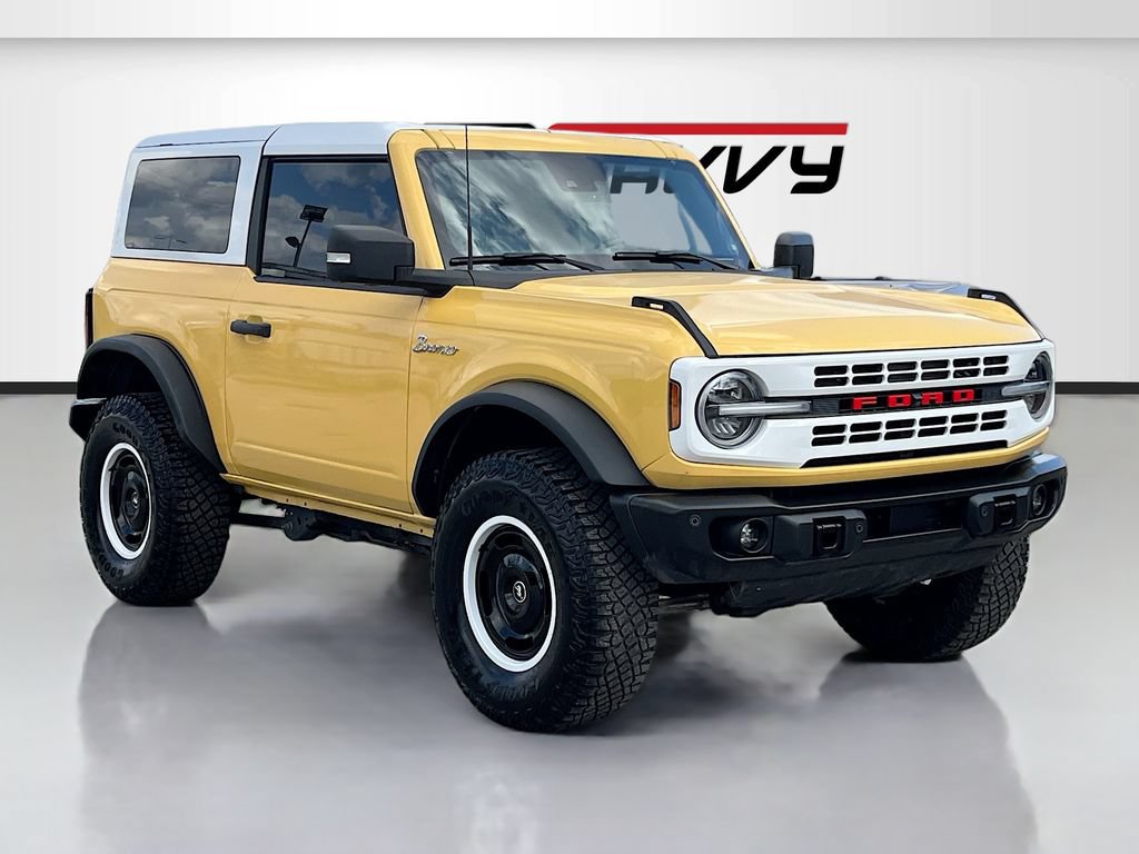 Used 2023 Ford Bronco Heritage Edition AWD/4WD image 1