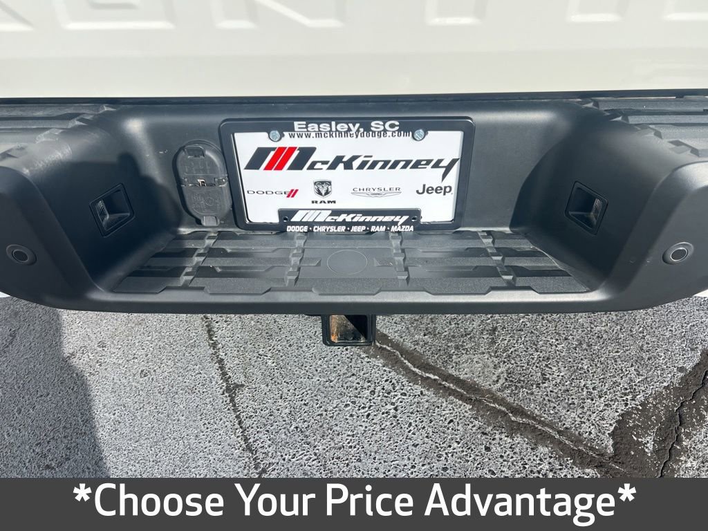 Used 2024 Nissan Frontier SV w/ SV Convenience Package image 5