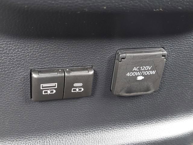 Used 2023 Toyota Sequoia Limited AWD/4WD image 25