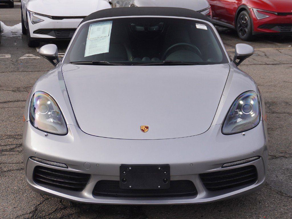 Used 2023 Porsche 718 Boxster S w/ Sport Chrono Package image 9