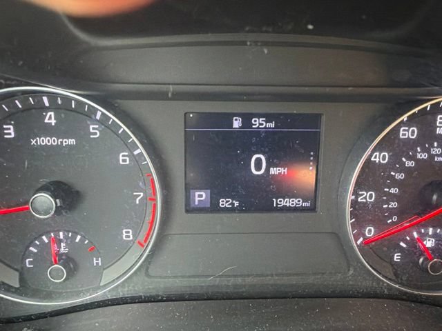 Used 2020 Kia Forte LXS FWD image 22