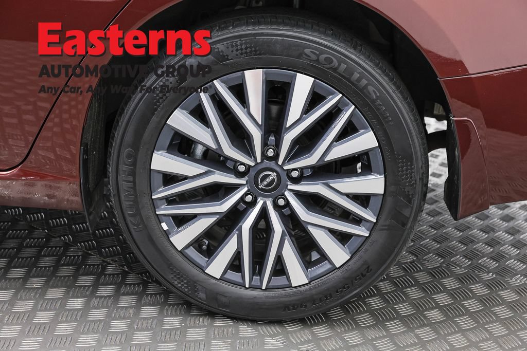 Used 2024 Nissan Altima 2.5 SV w/ SV Premium Package AWD/4WD image 33