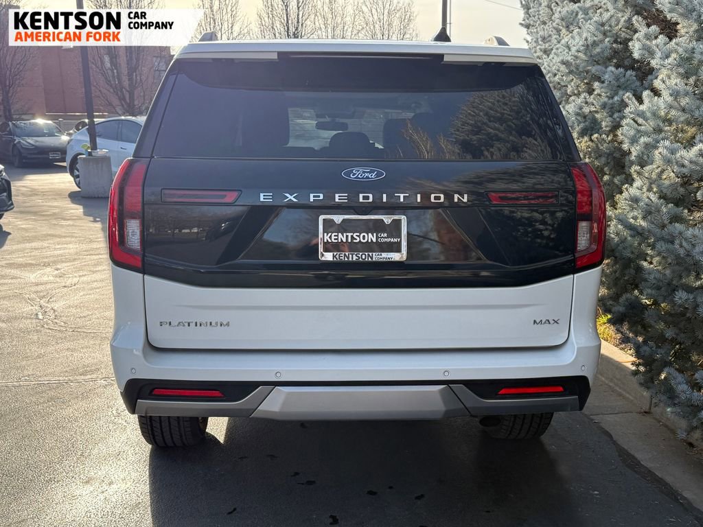 Used 2025 Ford Expedition Max Platinum w/ Driver's Package image 7