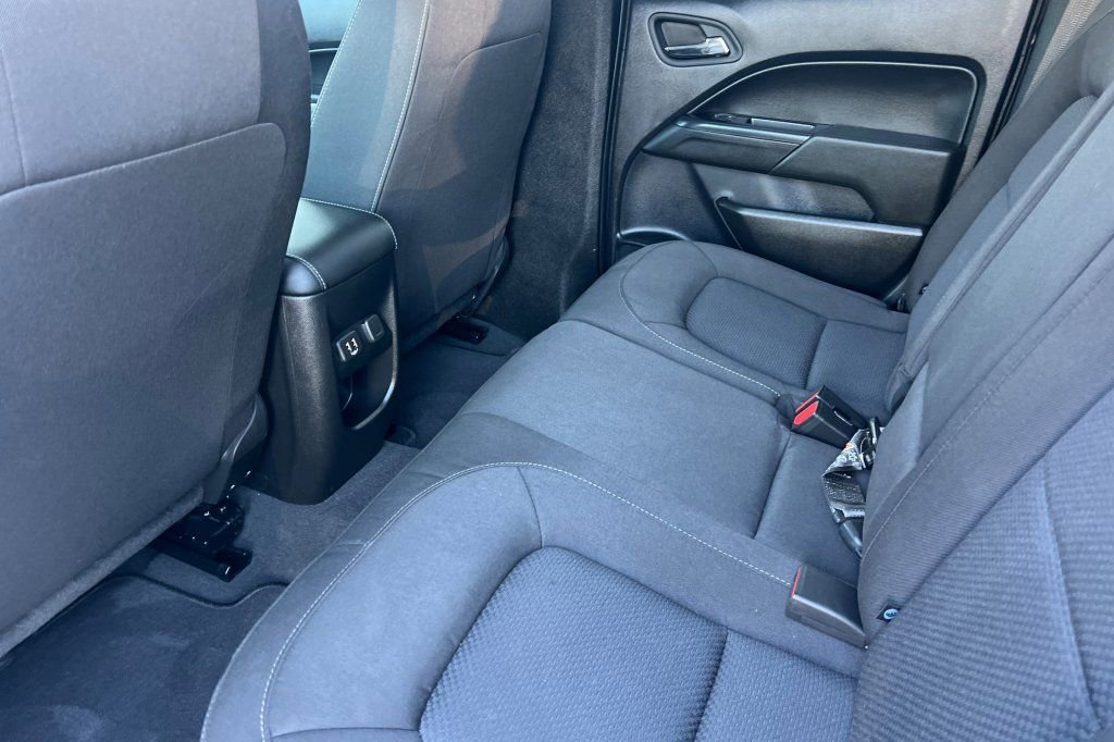 Certified 2022 Chevrolet Colorado LT w/ LT Convenience Package RWD image 9