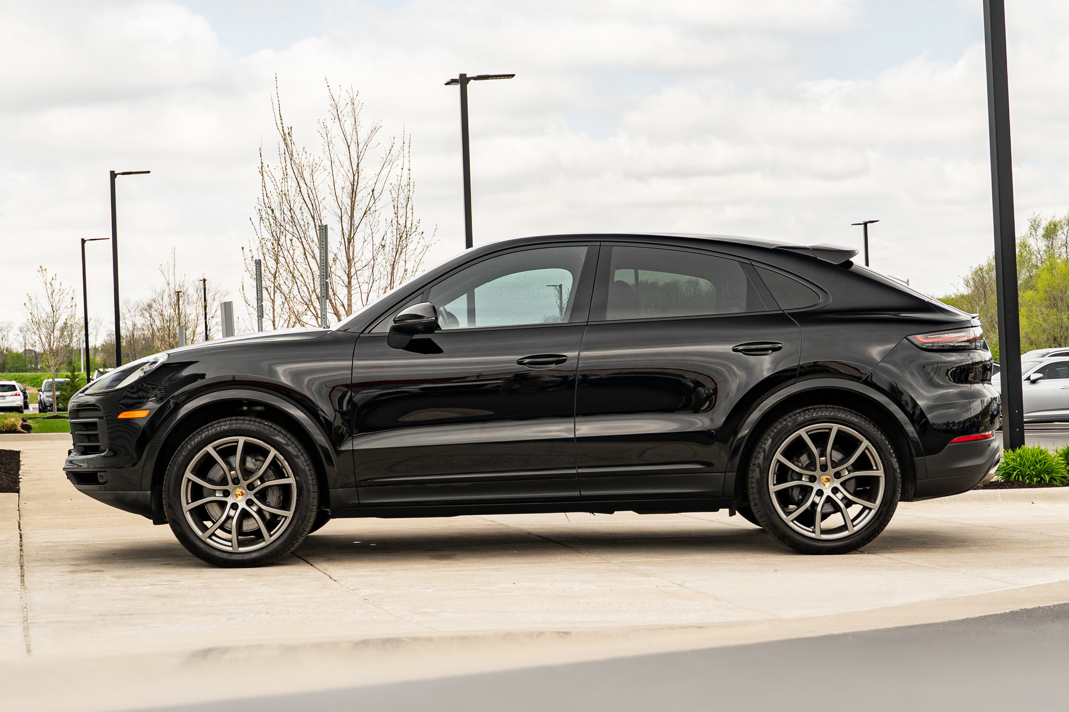Used 2020 Porsche Cayenne S AWD/4WD image 6
