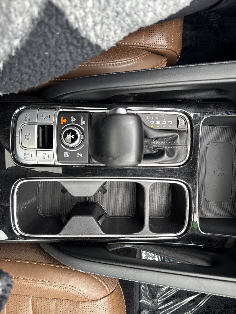 Used 2021 Kia Telluride SX w/ SX Prestige Package image 38