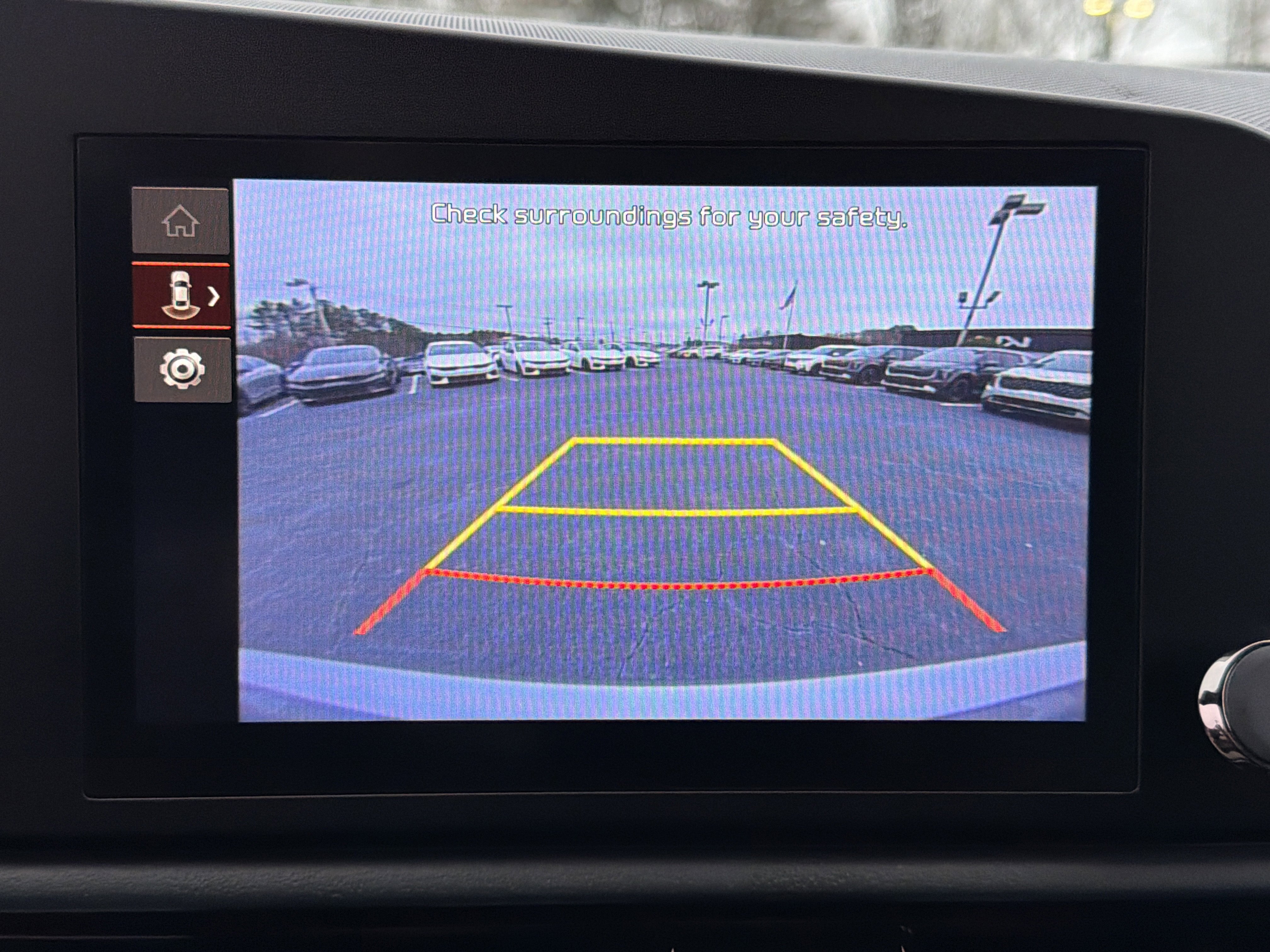 Used 2023 Kia Niro LX image 29