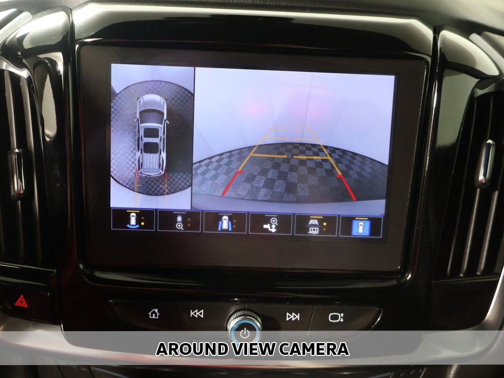 Used 2023 Chevrolet Traverse Premier AWD/4WD image 6