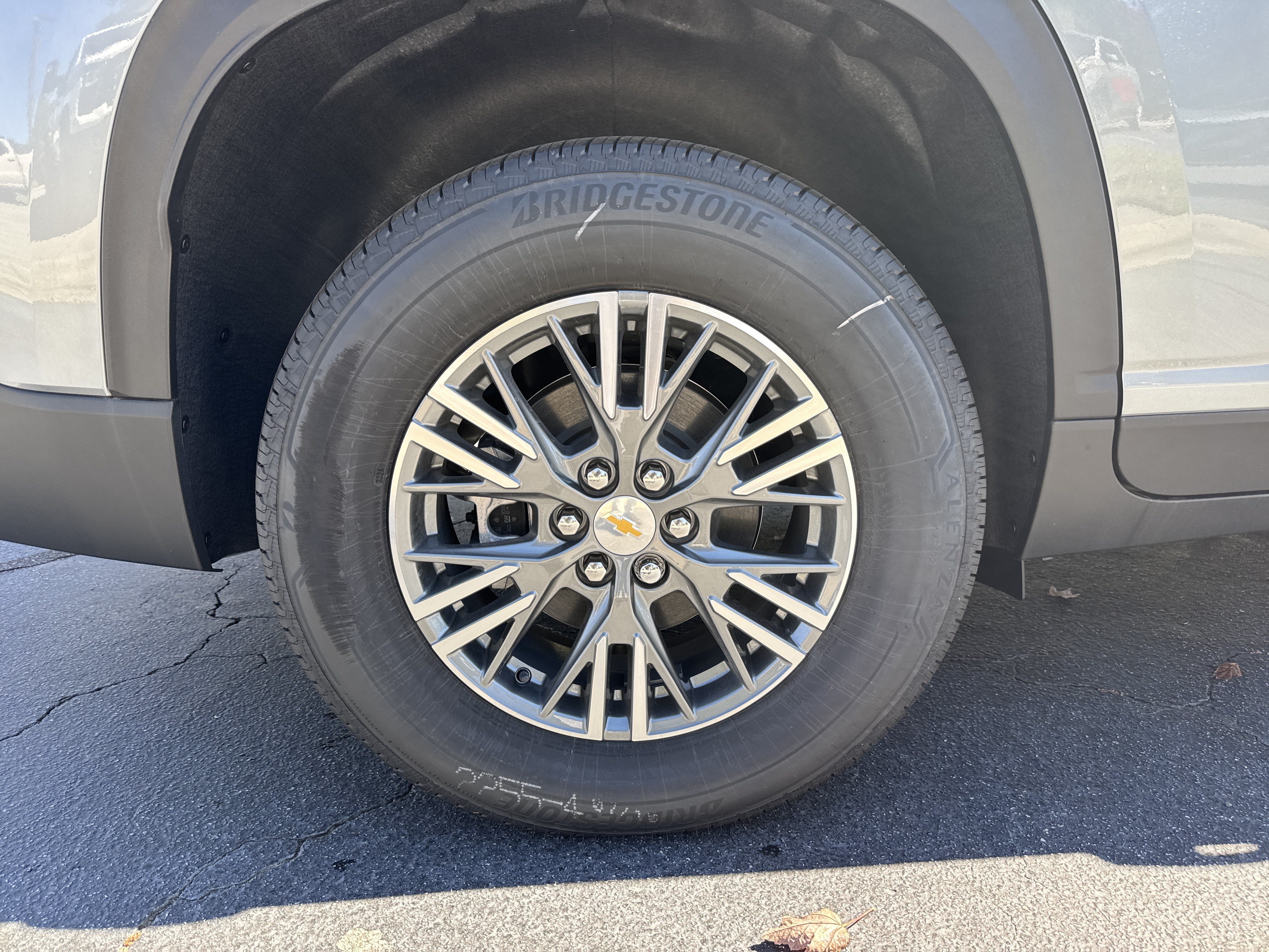 New 2026 Chevrolet Traverse LT w/ Driver Confidence Package FWD image 18