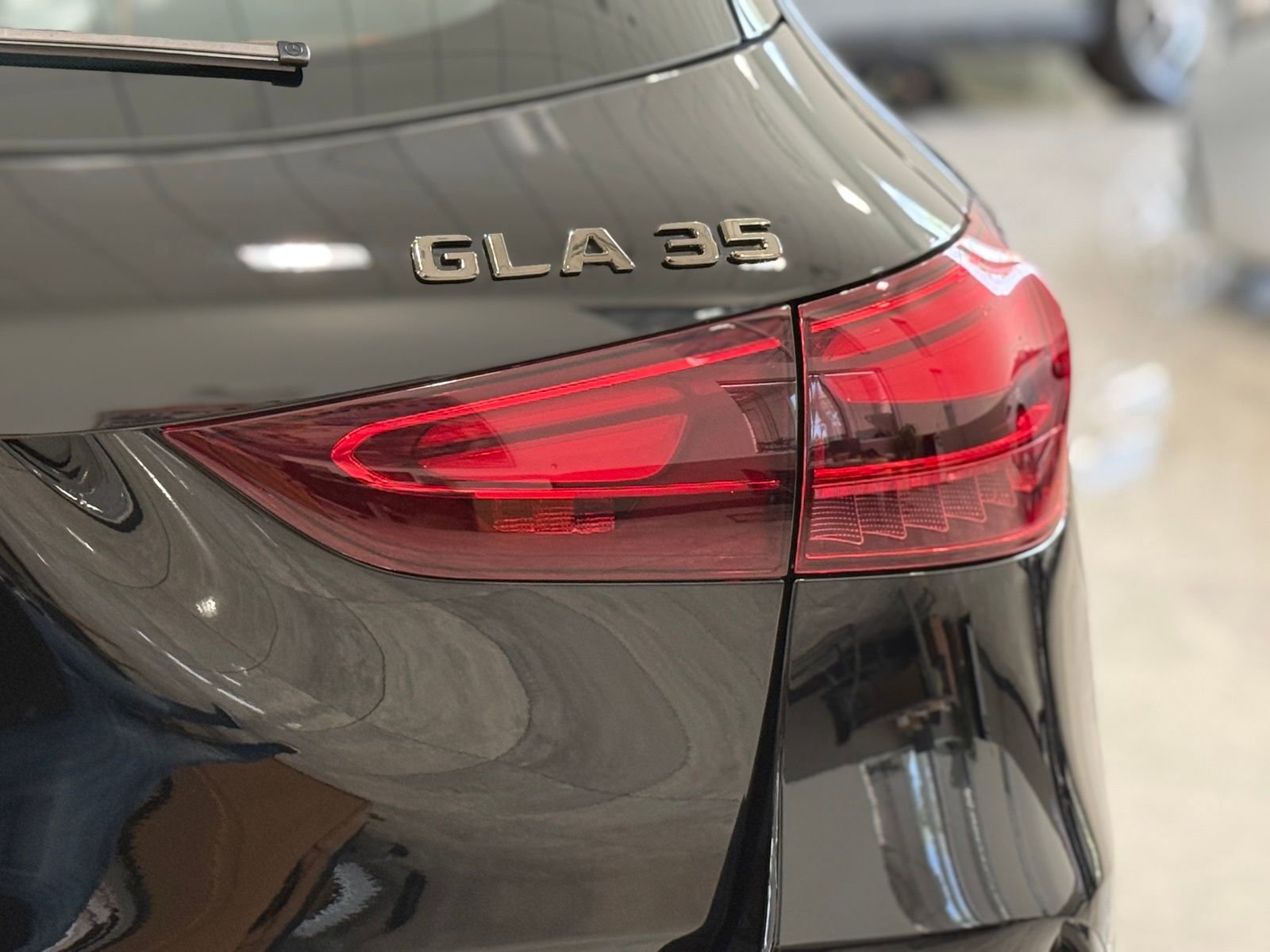 New 2026 Mercedes-Benz GLA 35 AMG 4MATIC image 10