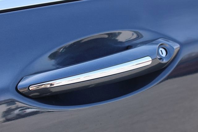 Used 2014 Lincoln MKZ Hybrid w/ Equipment Group 202A Reserve image 9