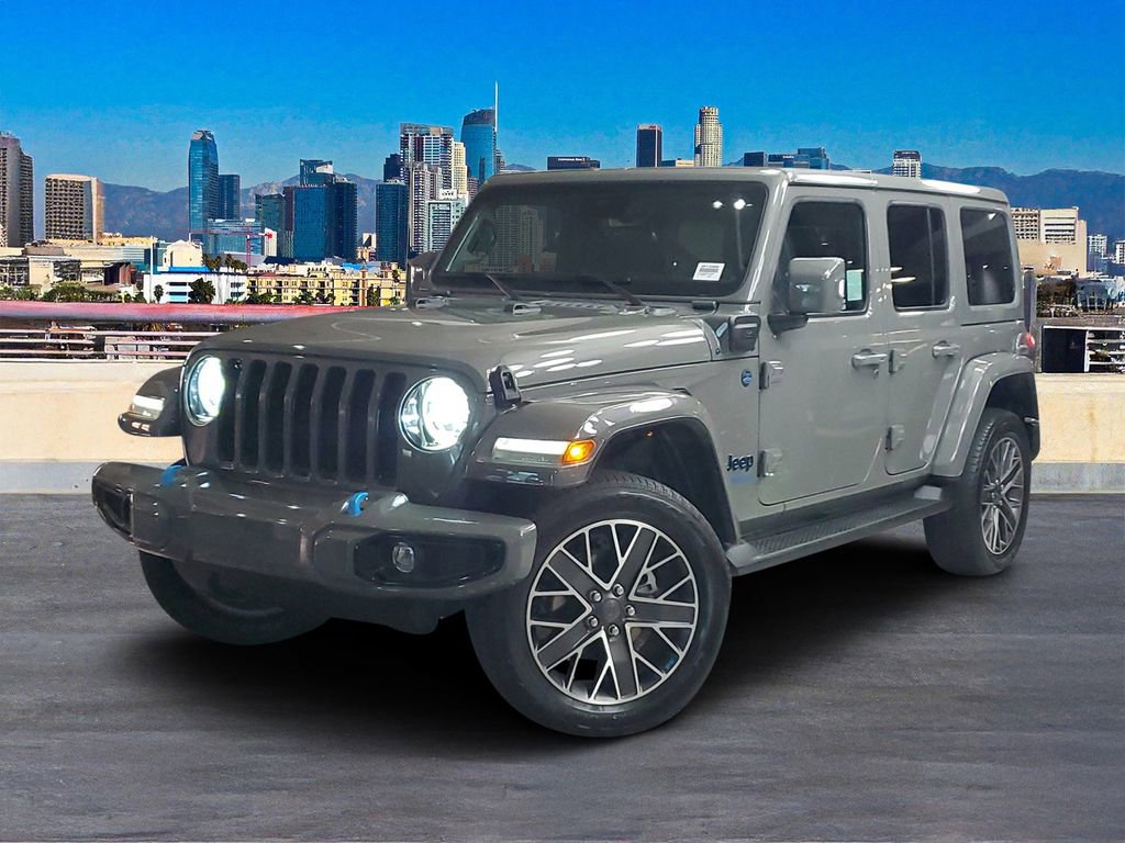 Used 2022 Jeep Wrangler Unlimited Sahara image 2