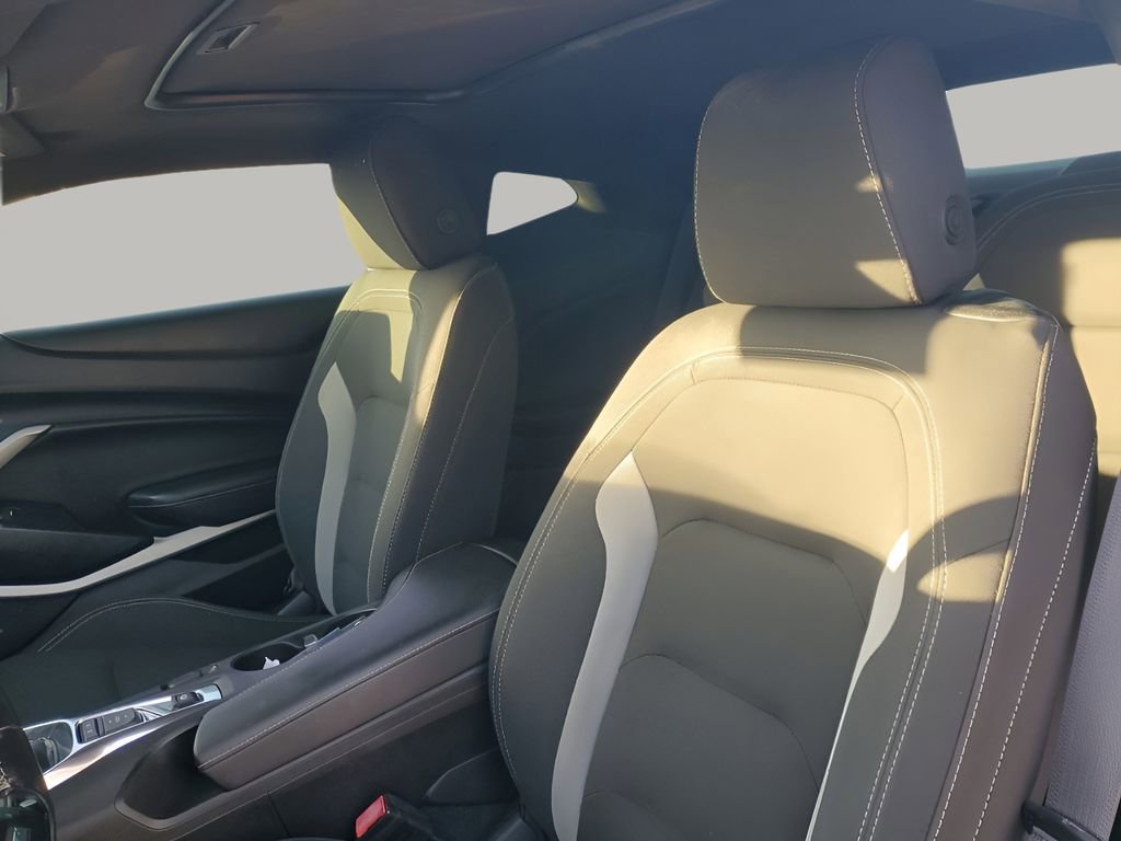 Used 2017 Chevrolet Camaro LT image 21
