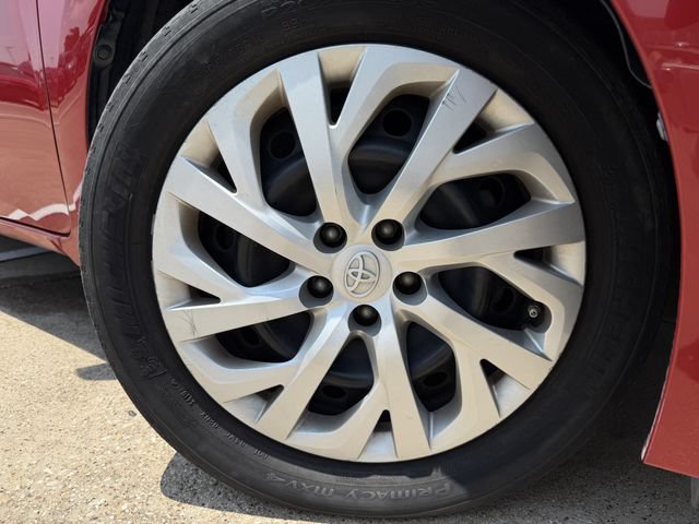 Used 2017 Toyota Corolla LE FWD image 10