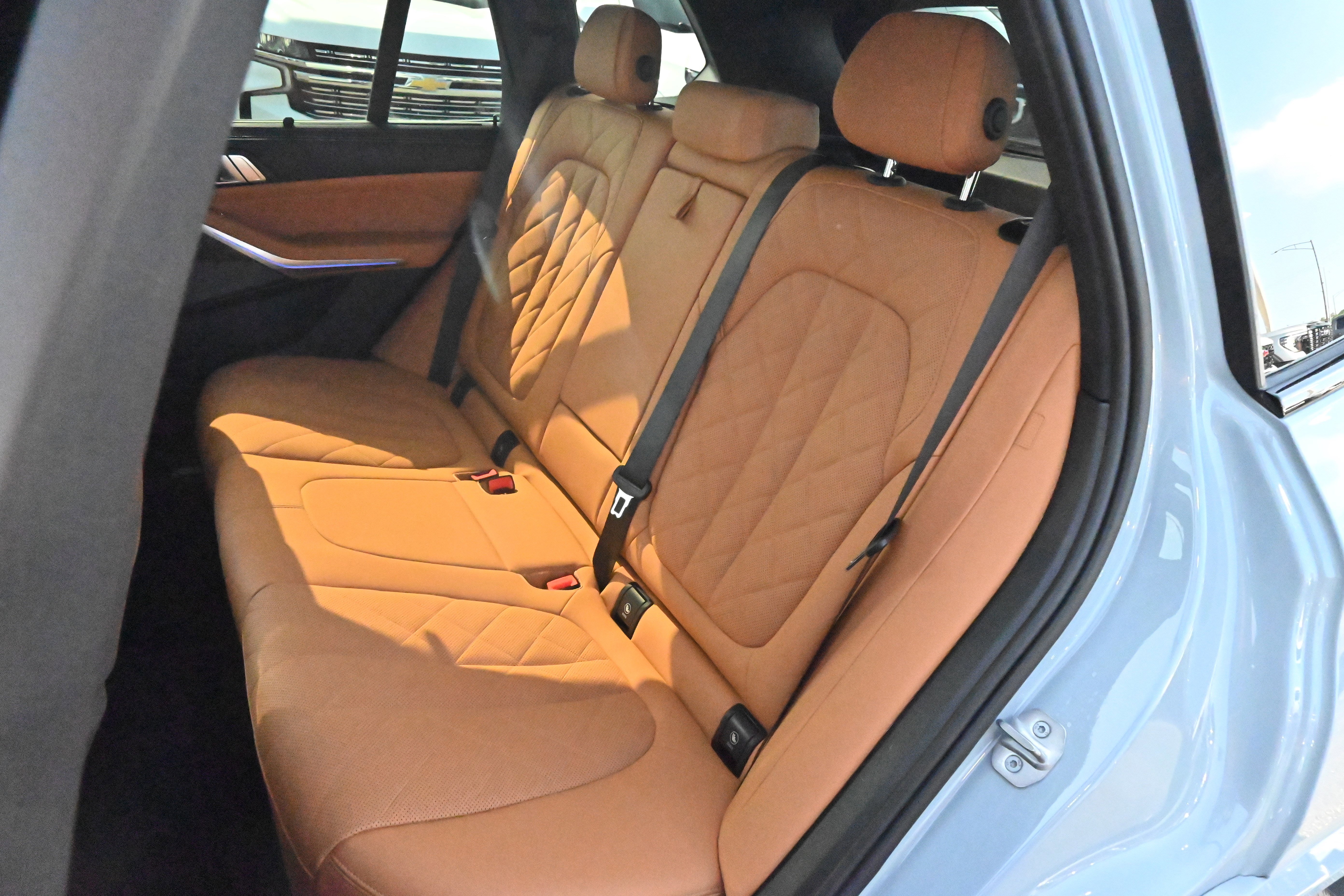 Used 2025 BMW X5 M60i AWD/4WD image 31