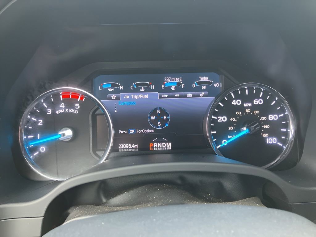 Used 2022 Ford F350 Platinum w/ Tremor Off-Road Package image 31